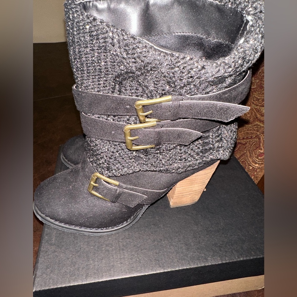 VENUS Boots